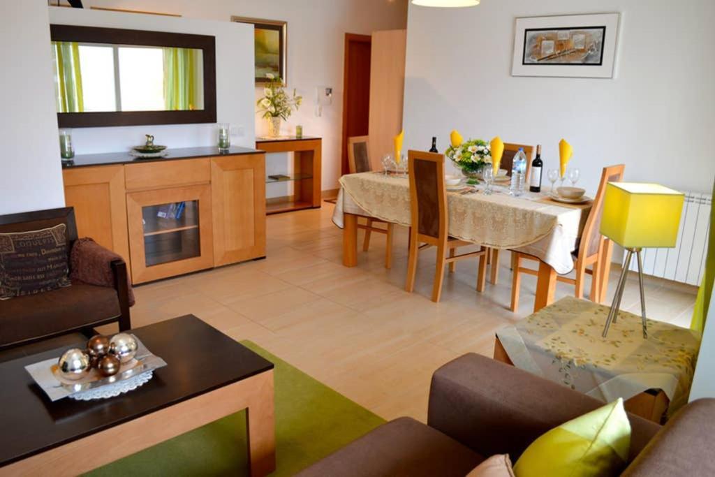 Parasol Appartment ساو مارتينهو دو بورتو المظهر الخارجي الصورة